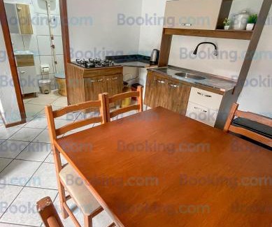 Castelo Branco Apartamento | Kit Net Meia Praia Itapema - SC