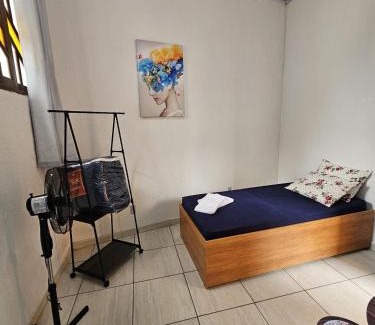 Zona Leste Apartamento | Kitnet 50 metros Metro Guilhermina-Esperança