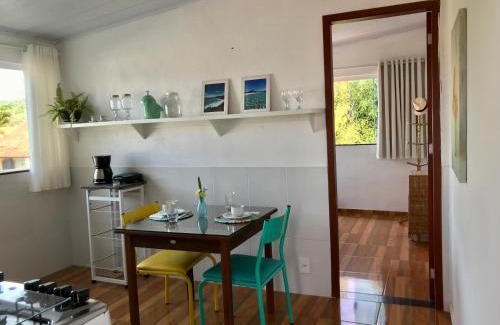 Praia Grande Apartamento | KITNET Ar condicionado, Wi Fi e varanda perto Praia Grande