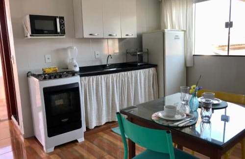 Praia Grande Apartamento | KITNET Ar condicionado, Wi Fi e varanda perto Praia Grande