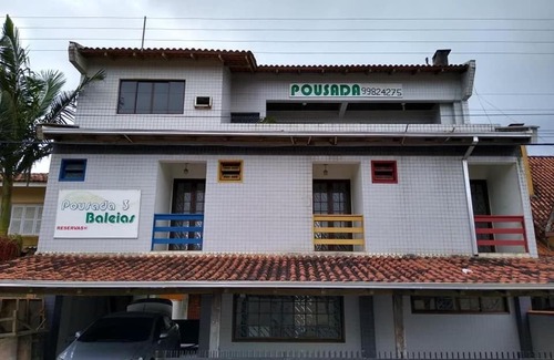 Ubatuba Casa | Kitnet conceito aberto 80 m da praia