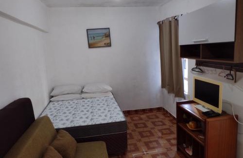 Ponta da Praia Apartamento | Kitnet em Frente a Praia