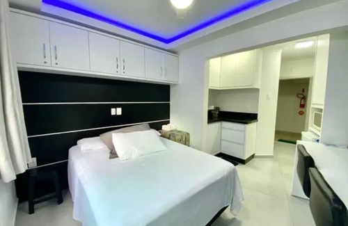 Pioneiros Apartamento | Kitnet em Prédio com Vista Mar