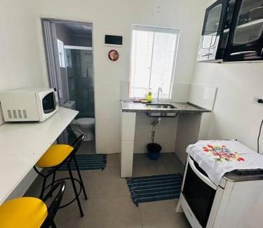 Zona Norte Apartamento | KitNet Mobiliada, 01 Dormitório -Zona Norte cod 05
