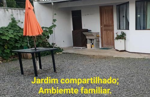 Ubatuba Apartamento | Kitnet Puro Dengo