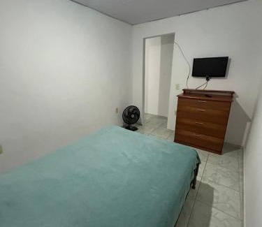 Rio das Ostras Casa | Kitnet temporada mobiliada Beira Mar