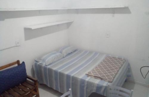 Ze Amandio Apartamento | Kitnet tipo studio cozinha e banheiro privativos Bombinhas