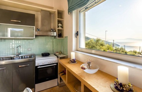 Kitries Casa | Kitries Summer Getaway - Eden Comfy Suite