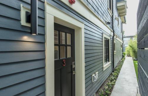 Kitsilano Apartamento | Kitsilano Retreat at Private 3 Bed with Parking and BBQ