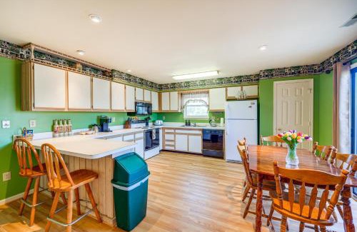 Kitty Hawk Casa | Kitty Hawk Vacation Rental 1 Mi to Beaches!