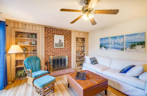 Kitty Hawk Casa | Kitty Hawk Vacation Rental 1 Mi to Beaches!