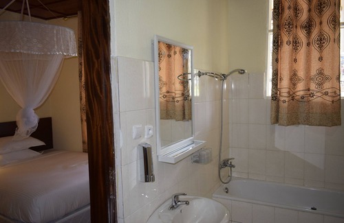 Gisenyi Hotel | Kivu Peace View Hotel