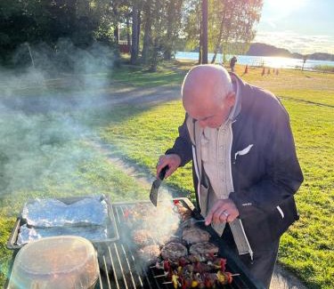 Gnesta Cabina | Klämmingsbergsbadets - STUGA ABBORREN