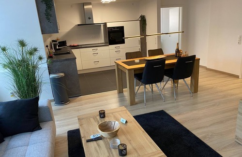 Kaiserslautern Apartamento | KL36: Modern 2 Bedroom Downtown Apartment