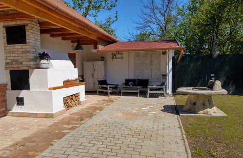 Tiszadorogma Casa | Klára-Háza Vendégház
