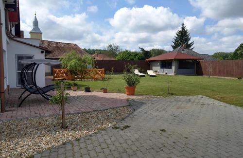 Tiszadorogma Casa | Klára-Háza Vendégház