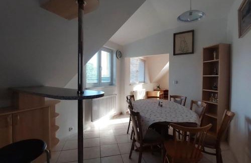 Tocna Casa | Klasický dům, 5 ložnic , 5 bedrooms, Praha