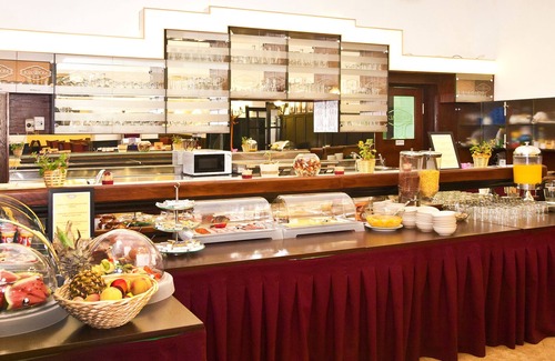 Gyor Hotel | Klastrom Hotel