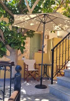 Symi Apartamento | Kleanthi and Kostas Studios
