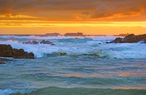 Big Bay Villa | Kleinbaai Cottage on the Sea