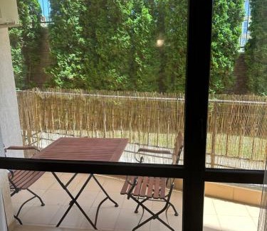 Intsaraki Apartamento | Kleine günstige Ferienwohnung im Macon Residenz!