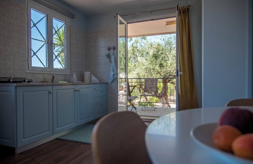 Kalamata Cabina | Kleine Landhütte 'mikri Eleni' Inmitten Eines Olivenhains