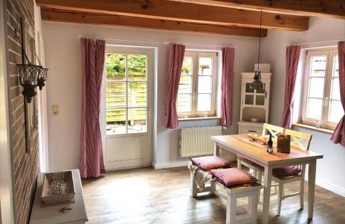 Landkirchen Casa | kleine meerZeit, süßes Knusperhäuschen mit Kaminofen