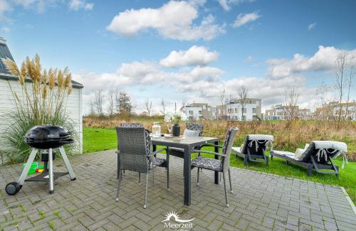 Olpenitz Casa | Kleine Perle Beachhouse-Charme in Strandnah, mit Kamin & Badewanne