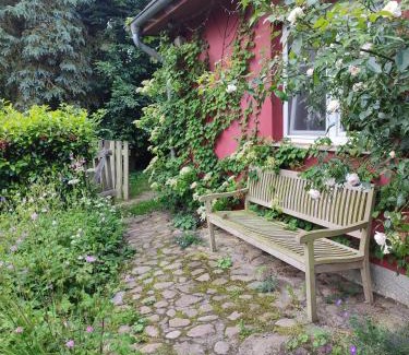 Testorf Casa | Kleiner Bauernhof in Ostseenähe - ganze Ferienwohnung mit 2 Zimmern
