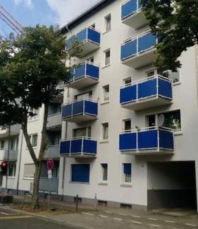 Bockenheim Apartamento | Kleines Apartment in Frankfurt mit eigenem Stellplatz in Messenähe