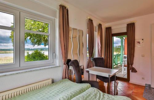 Neuensien Apartamento | Kleines Apartment mit traumhaftem Seeblick, Ferienpark Seedorf Zeesenhaus Nr 4