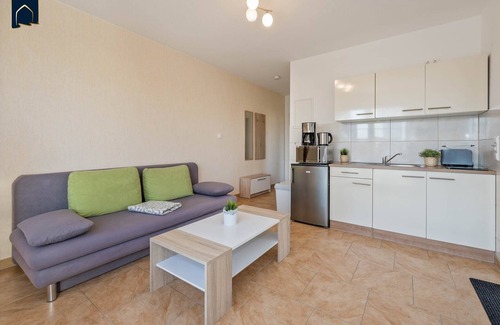 Kachlin Apartamento | Kleines Ferienappartement in Ländlicher Idylle, mit Stellplatz, Terrasse, Wlan