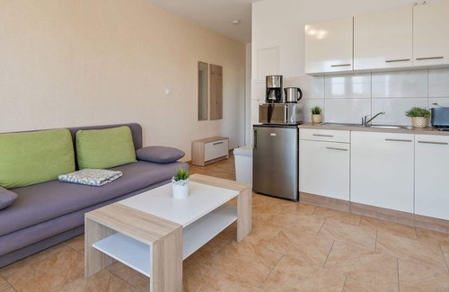 Kachlin Casa | Kleines Ferienappartement in Ländlicher Idylle, mit Stellplatz, Terrasse, Wlan - Thurbruchstraße