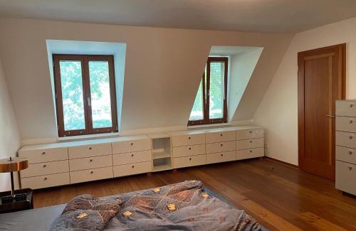 Kleinmachnow Casa | Kleinmachnow Schlafzimmer mit eigenem Bad