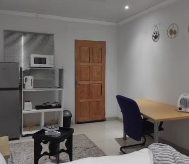 Klerksdorp Apartamento | Klerksdorp Flamwood Central Apt