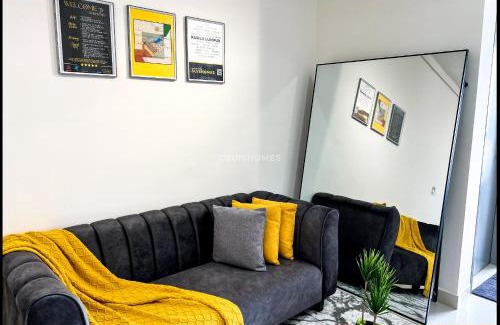Kota Warisan Apartamento | KLIA Layover - Work & Rest in Town Centre - 24 hours Taxi, Grab - Near Airport