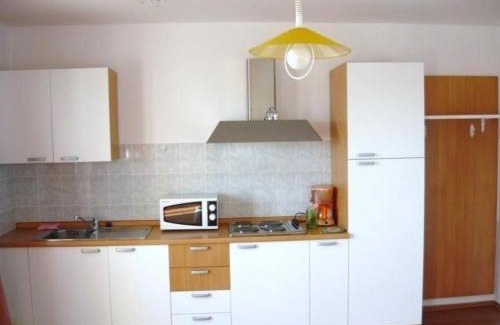 Barbat na Rabu Apartamento | Klimatisierte Wohnung mit Whirlpool und Grill