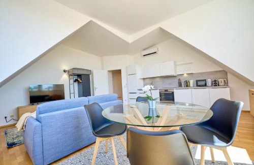 Funfhaus Apartamento | Klimatisiertes Dachgeschoss Metro Nähe
