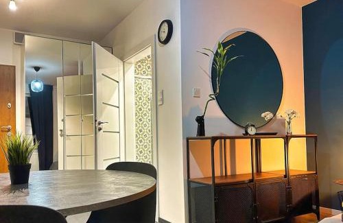 Targowek Apartamento | Klimatyczna Hotelowa Kawalerka
