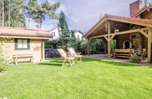Debina Casa | Klimatyczny domek z drewna nad morzem