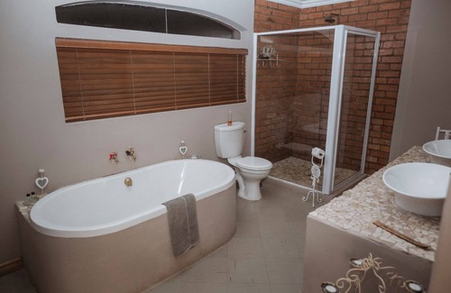 Bela-Bela Casa | Klip en Kristal Guest House