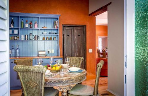 Capri Casa | Kloof House - with solar backup power