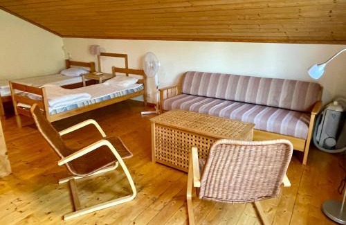 Hultsfred Cabina | Kloster Stugor och Rum