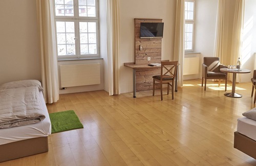 Metzerlen Hotel | Klosterhotel Kreuz