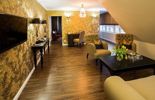 Neuzelle Hotel | Klosterhotel Neuzelle - Emmo GbR