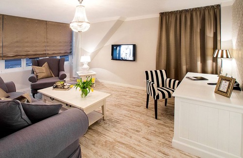 Neuzelle Hotel | Klosterhotel Neuzelle - Emmo GbR