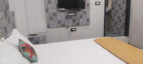 Central Chennai Hotel | KLS Oceanic INN