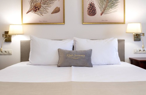 Wawer Hotel | Klub Sosnowy