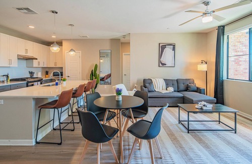 Orange Heights Apartamento | KLVG - Alta North Central