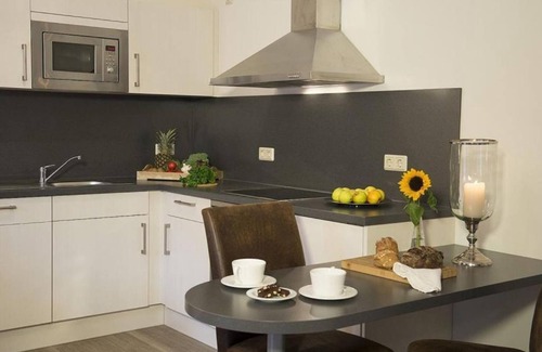 Stolpe Apartamento | Knappe Gerhard Wf-41 - Der Westflügel